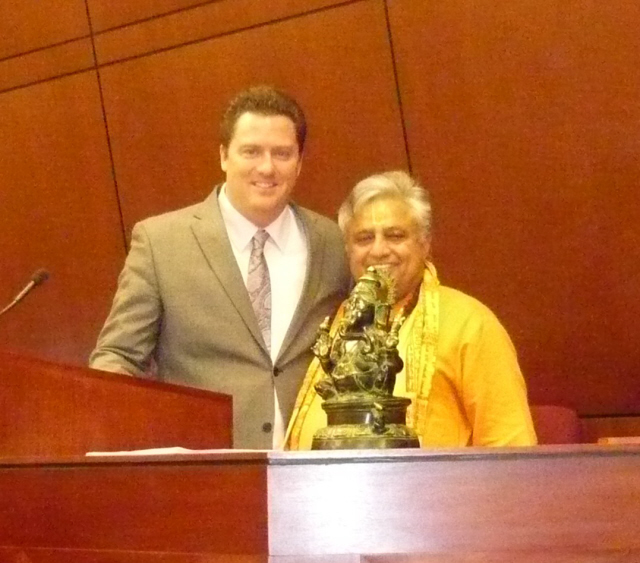 Rajan Zed (right) with Nevada Assembly Speaker John Oceguera (left) before Hindu opening prayer Rajan Zed (right) with Nevada Assembly Speaker John Oceguera (left) before Hindu opening prayer